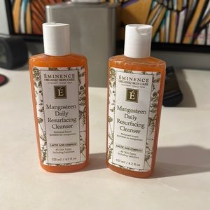 Mangosteen daily resurfacing cleanser